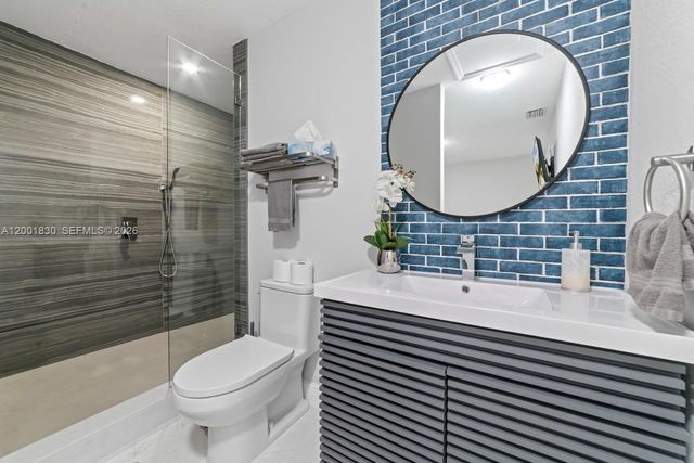 18901 NW 10th Ct, Miami Gardens, FL 33169