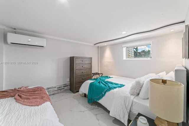 18901 NW 10th Ct, Miami Gardens, FL 33169