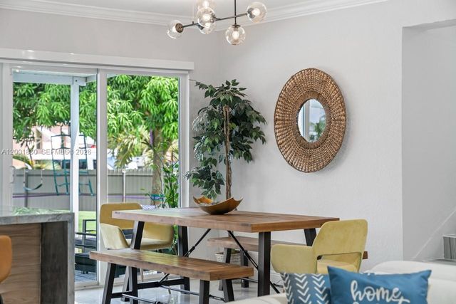 18901 NW 10th Ct, Miami Gardens, FL 33169