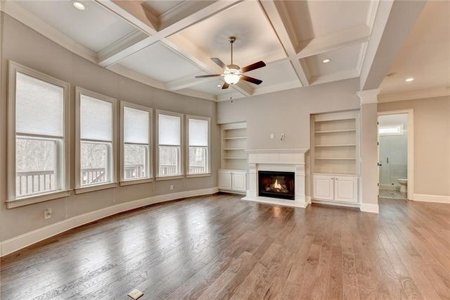 6015 Pennant Lane, Suwanee, GA 30024