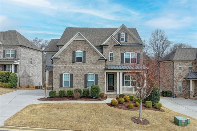 6015 Pennant Lane, Suwanee, GA 30024