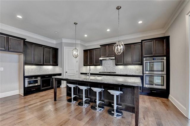 6015 Pennant Lane, Suwanee, GA 30024