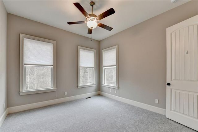 6015 Pennant Lane, Suwanee, GA 30024