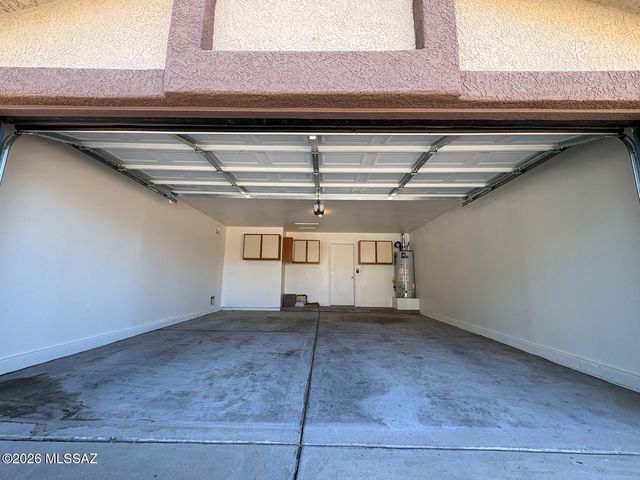 6070 S Oyama Drive, Tucson, AZ 85746
