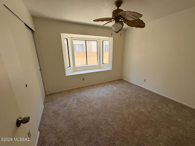 6070 S Oyama Drive, Tucson, AZ 85746