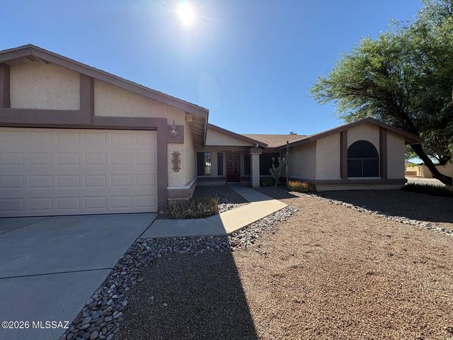6070 S Oyama Drive, Tucson, AZ 85746