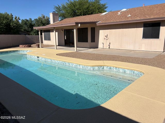 6070 S Oyama Drive, Tucson, AZ 85746