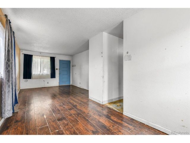 2402 Chimayo Dr, Colorado Springs, CO 80911