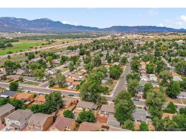2402 Chimayo Dr, Colorado Springs, CO 80911