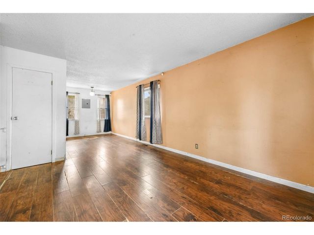 2402 Chimayo Dr, Colorado Springs, CO 80911