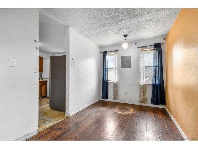 2402 Chimayo Dr, Colorado Springs, CO 80911