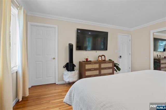 15 Robby Road, Little Ferry, NJ 07643