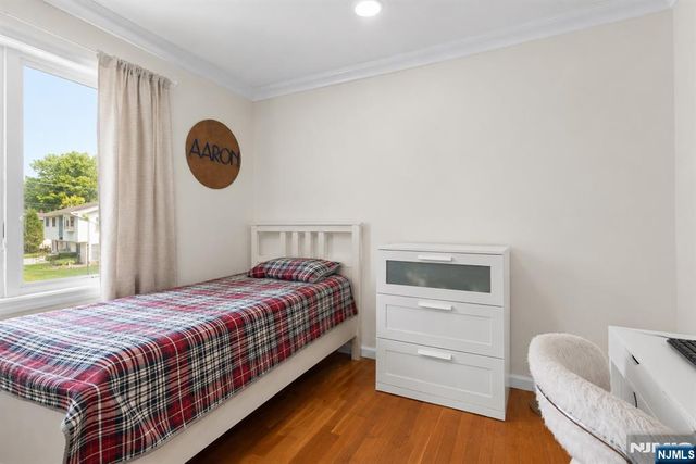 15 Robby Road, Little Ferry, NJ 07643