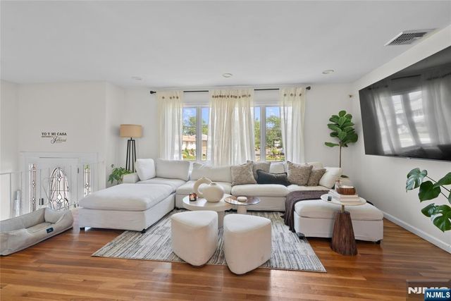 15 Robby Road, Little Ferry, NJ 07643