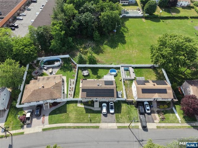 15 Robby Road, Little Ferry, NJ 07643