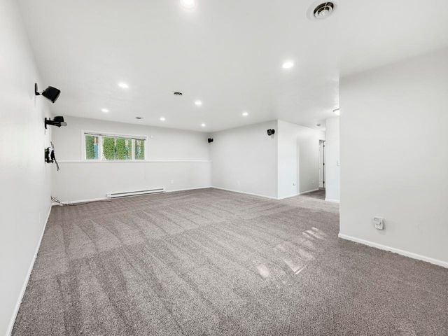 1801 Sunset Blvd, Minot, ND 58703