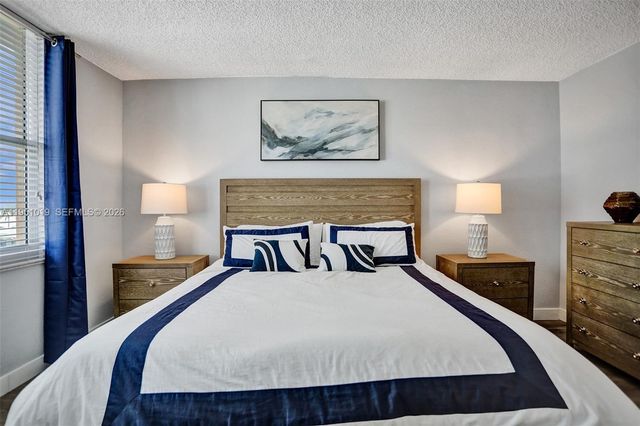 2501 S Ocean Dr 302, Hollywood, FL 33019