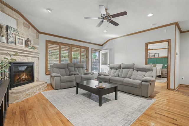 3809 Martha Lane, Rowlett, TX 75088