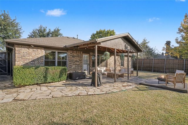 3809 Martha Lane, Rowlett, TX 75088