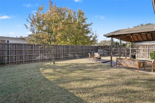 3809 Martha Lane, Rowlett, TX 75088