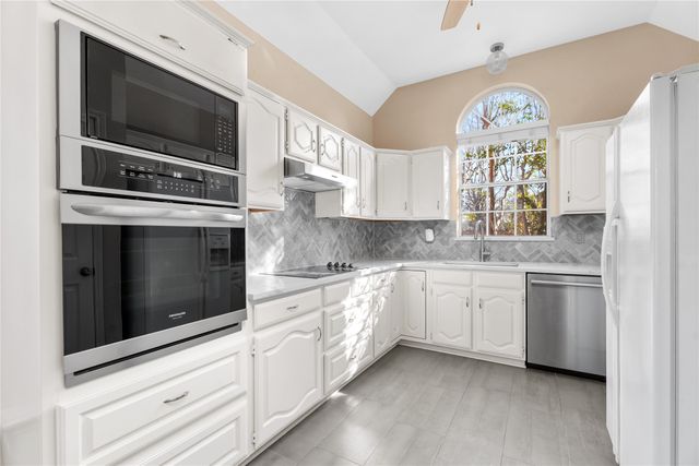 3301 Brunchberry Lane, Plano, TX 75023