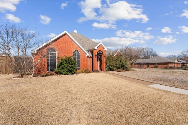 3301 Brunchberry Lane, Plano, TX 75023