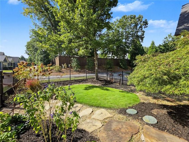 419 Hunt Street NE, Marietta, GA 30060