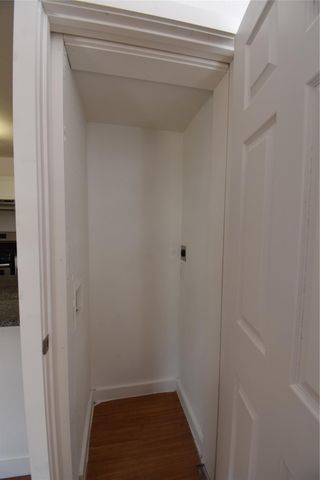 300 E Croslin ST 114, Austin, TX 78752