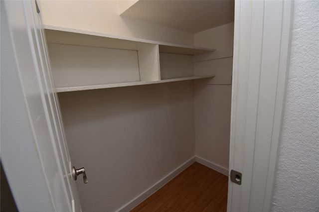 300 E Croslin ST 114, Austin, TX 78752