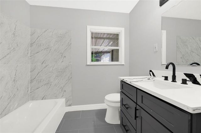 5538 Berry Creek Dr, Houston, TX 77017