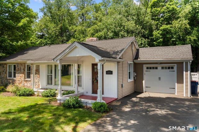 45 Woodridge Circle, Trumbull, CT 06611
