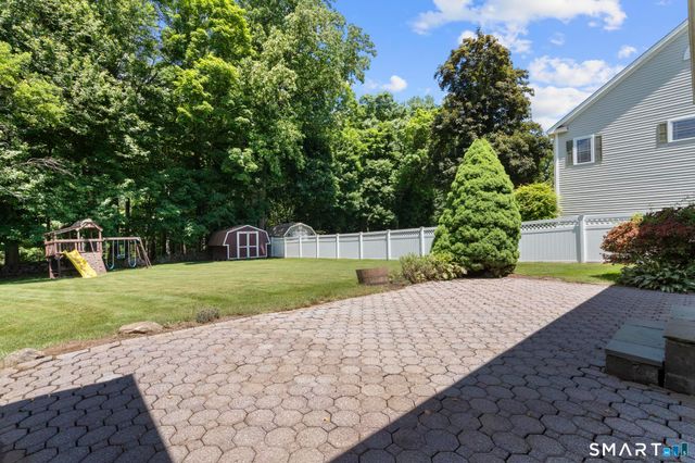 45 Woodridge Circle, Trumbull, CT 06611