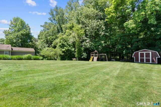 45 Woodridge Circle, Trumbull, CT 06611