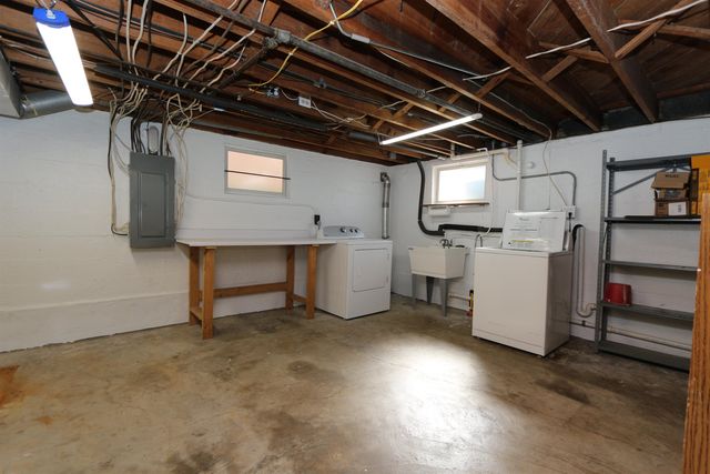 208 32nd Street W, Huntington, WV 25704