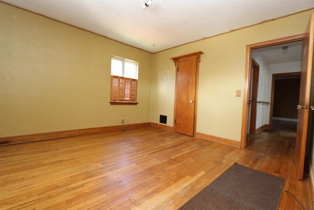 208 32nd Street W, Huntington, WV 25704