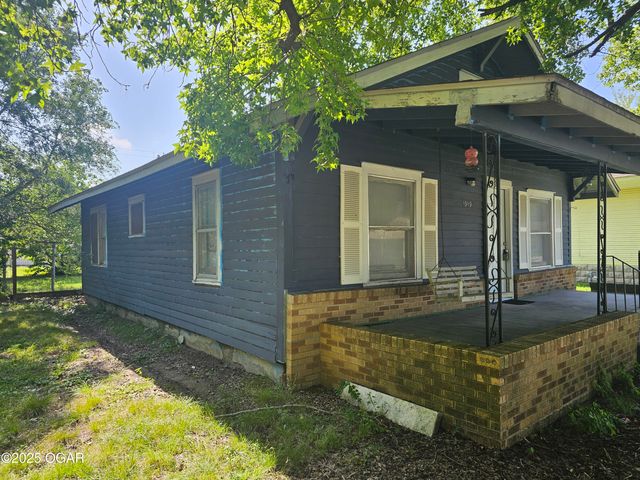 1919 S Porter Avenue, Joplin, MO 64804