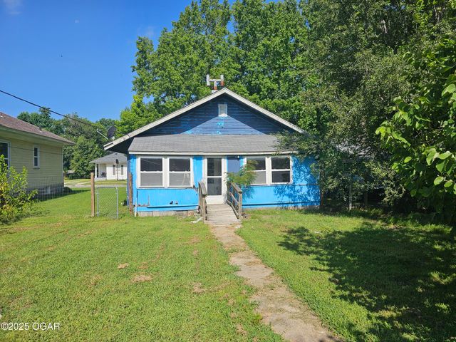 1919 S Porter Avenue, Joplin, MO 64804
