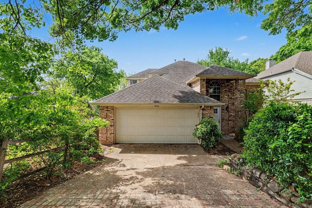 6701 Clear Springs Circle, Garland, TX 75044