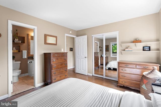 4304 ANDES DR, Fairfax, VA 22030