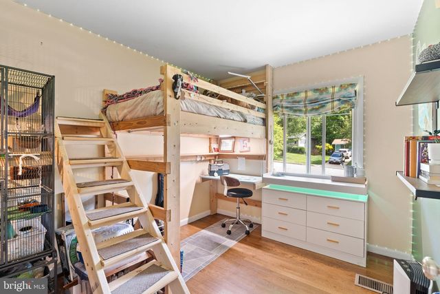 4304 ANDES DR, Fairfax, VA 22030