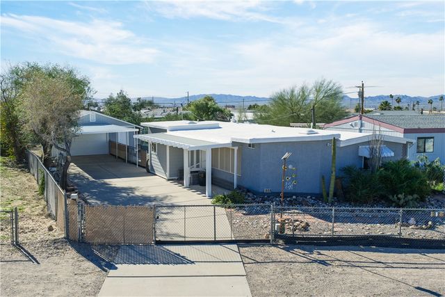 1608 E Gran Circulo, Fort Mohave, AZ 86426