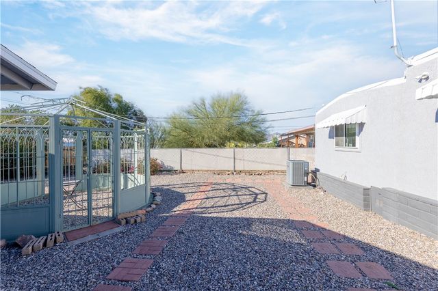 1608 E Gran Circulo, Fort Mohave, AZ 86426