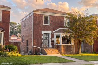 148 Linden Avenue, Bellwood, IL 60104