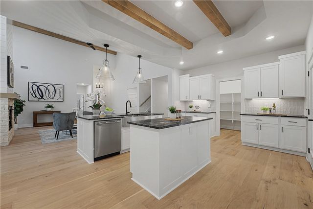 1111 Canyon Maple Street, Centerton, AR 72719