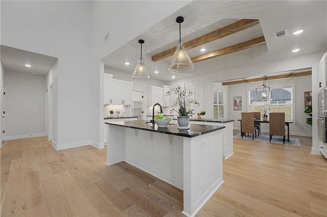 1111 Canyon Maple Street, Centerton, AR 72719