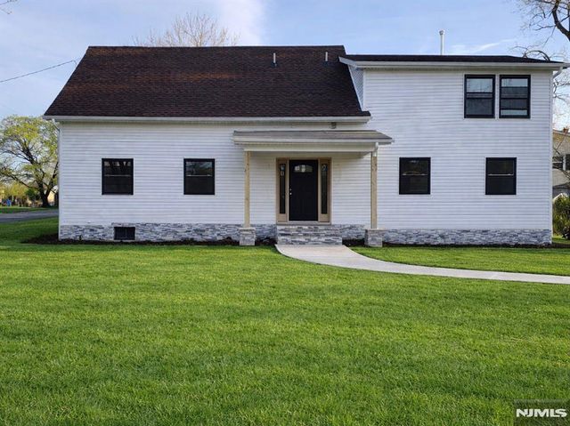 77 Greenbrook Road, Middlesex, NJ 08846