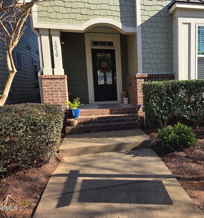 1516 Crafton Way, Raleigh, NC 27607