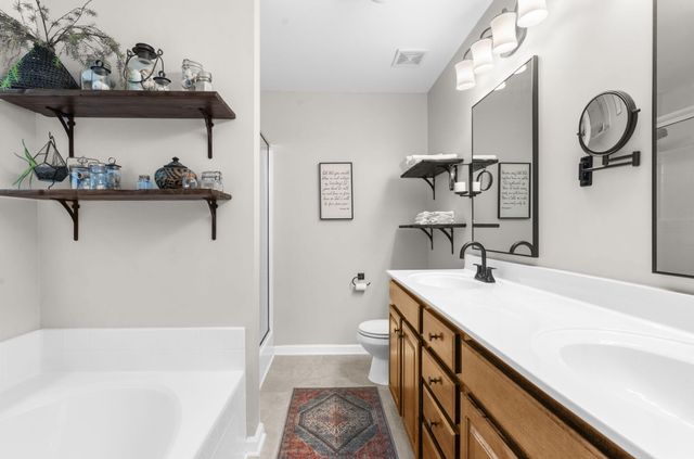 1007 Steelechase Lane, Hanahan, SC 29410