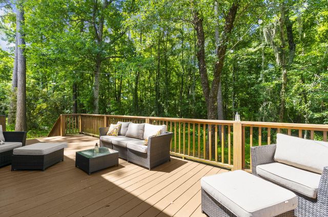 1007 Steelechase Lane, Hanahan, SC 29410