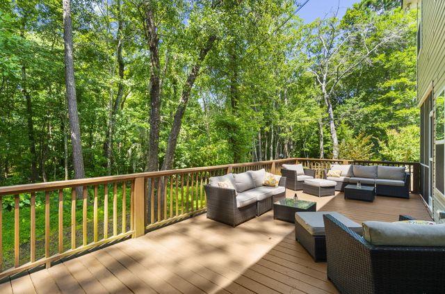 1007 Steelechase Lane, Hanahan, SC 29410